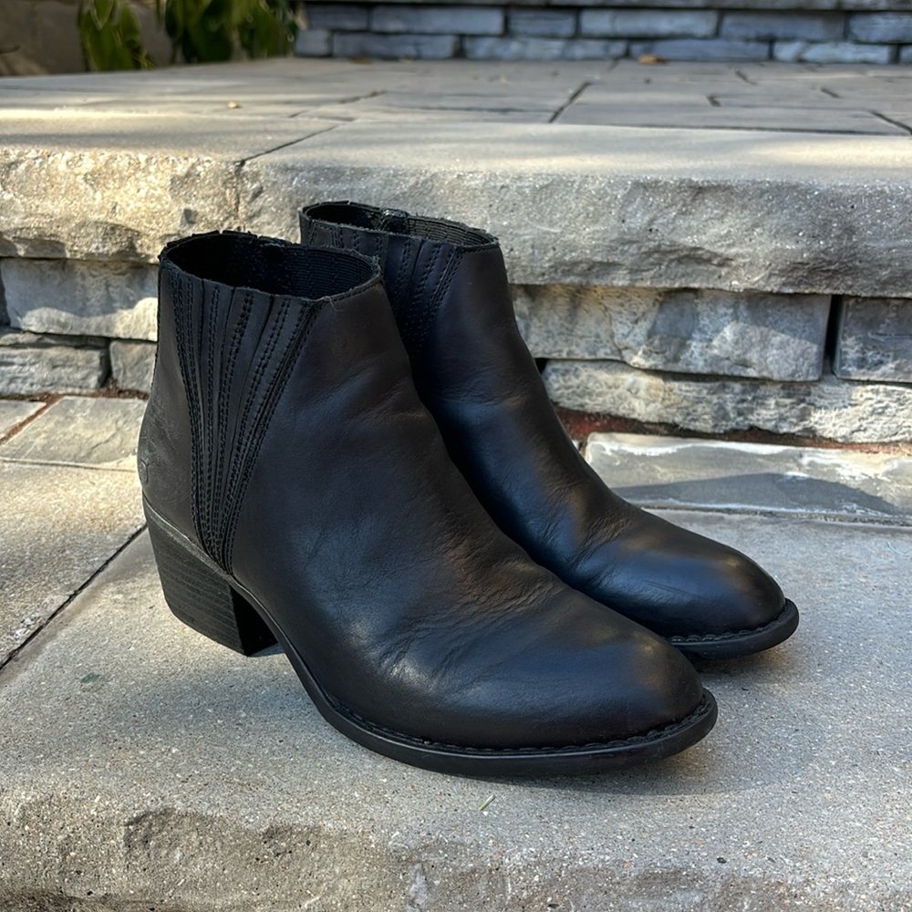 Born Ankle Boots Size 10